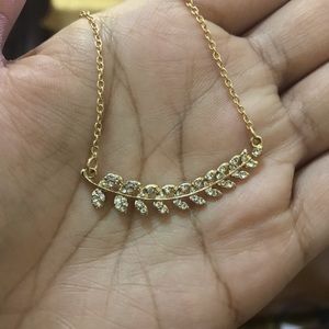 Gold leaf necklace chain!